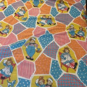 Raggedy Ann and Andy Bedsheet - Twin 63x104
